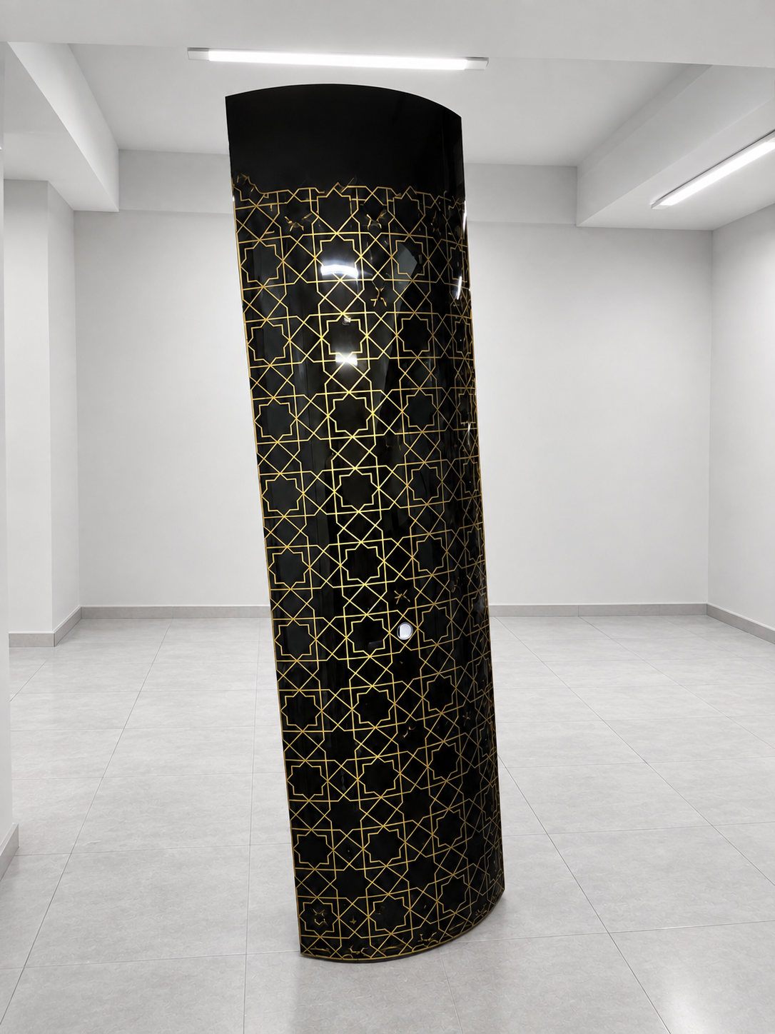 Custom Backpainted Sandblasted Laminated Glass